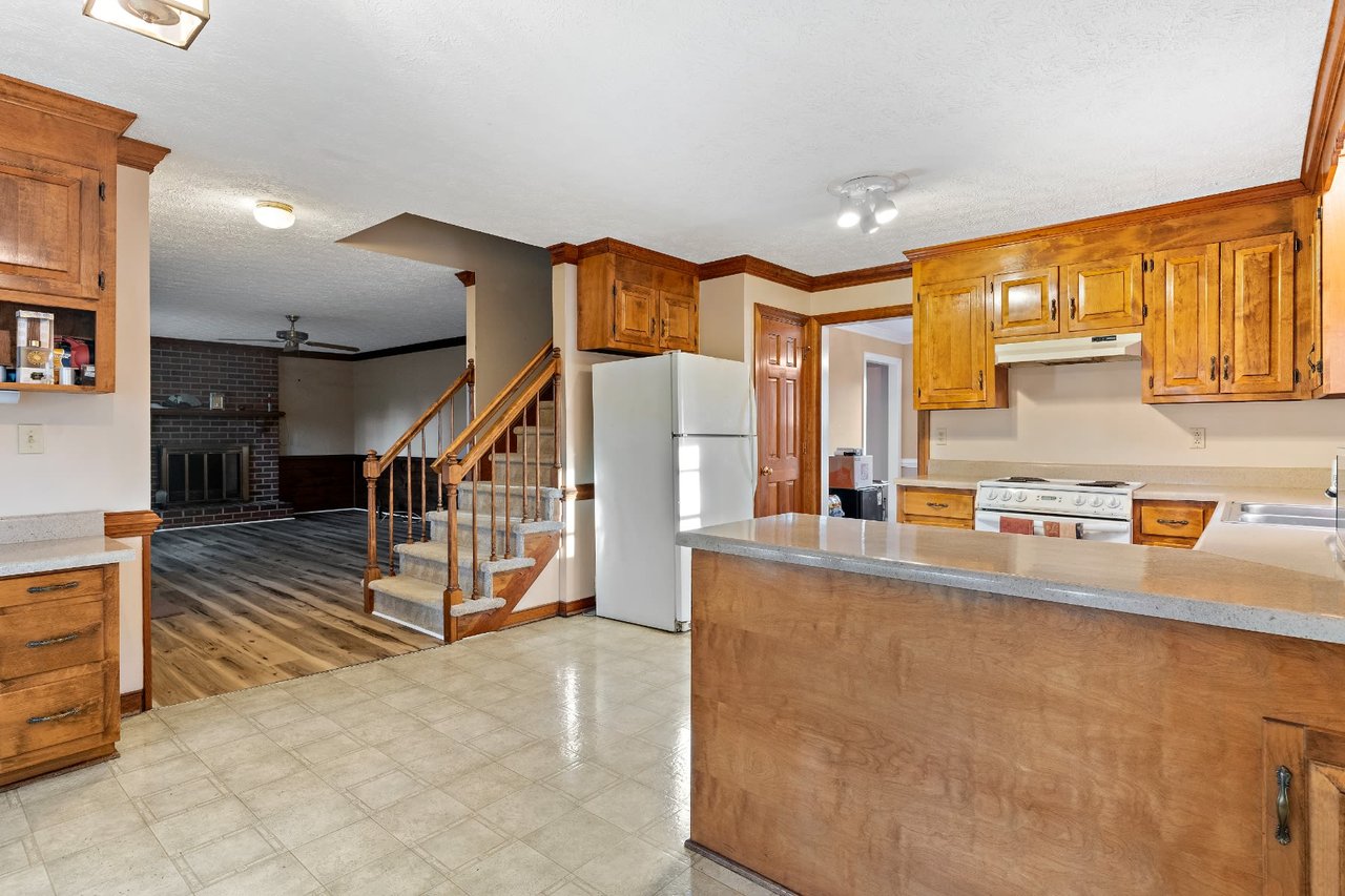 10200 Salem Oaks Place
