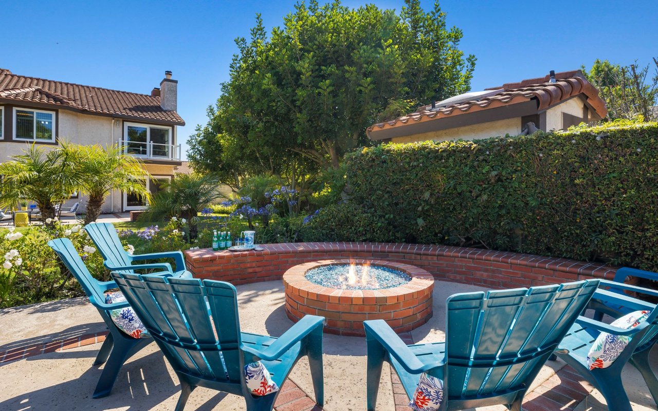 16 Quarterhorse Lane