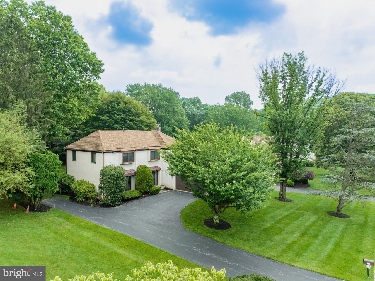 31 Lynne Cir
