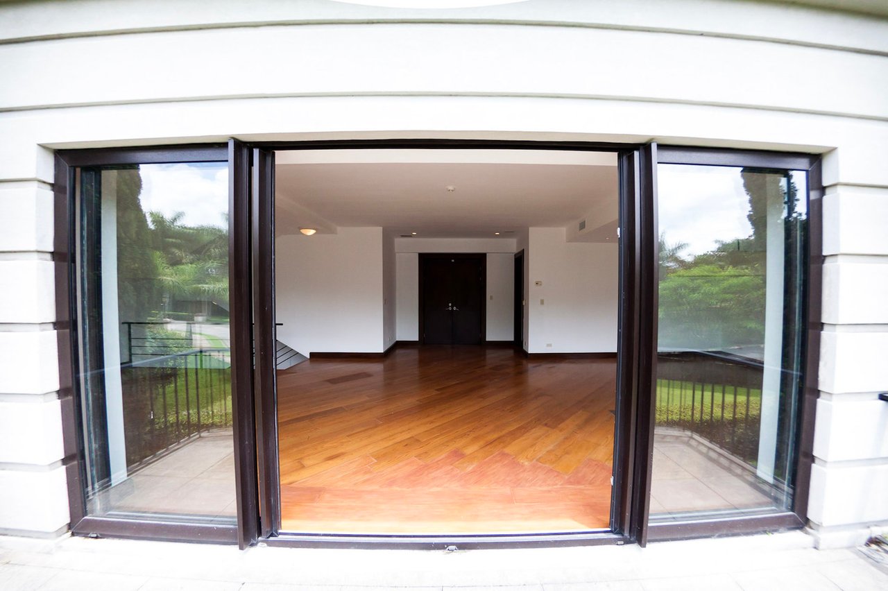 Private Garden Hillside Condo, Escazu, San Jose
