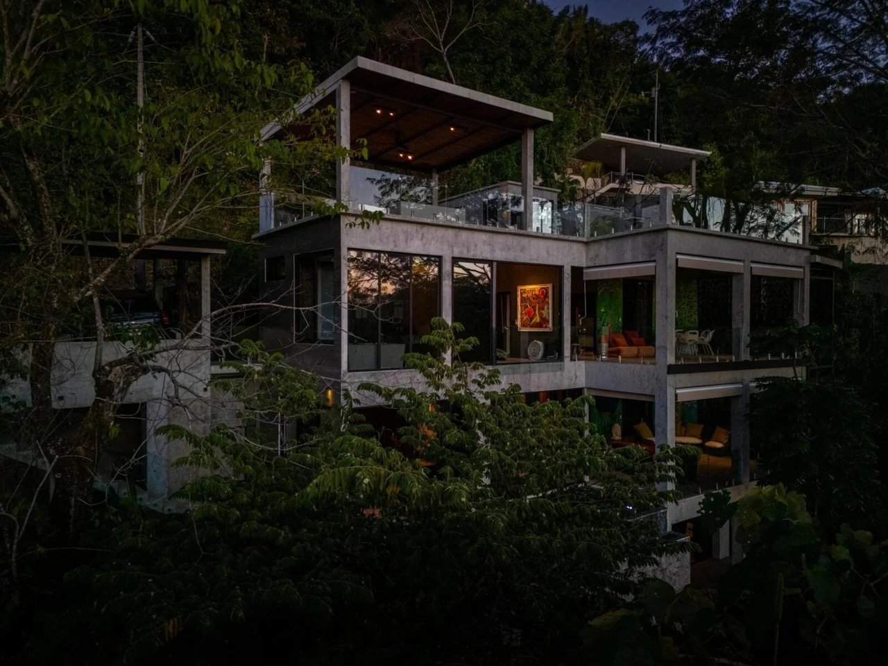 Rooftop Pool Modern Luxury Estate, Manuel Antonio, Puntarenas