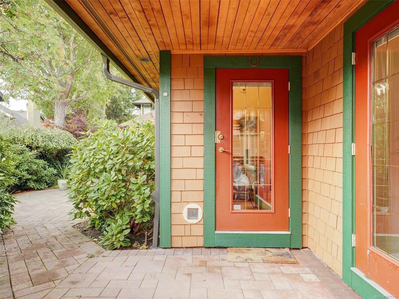 1-2573 Kilgary Pl