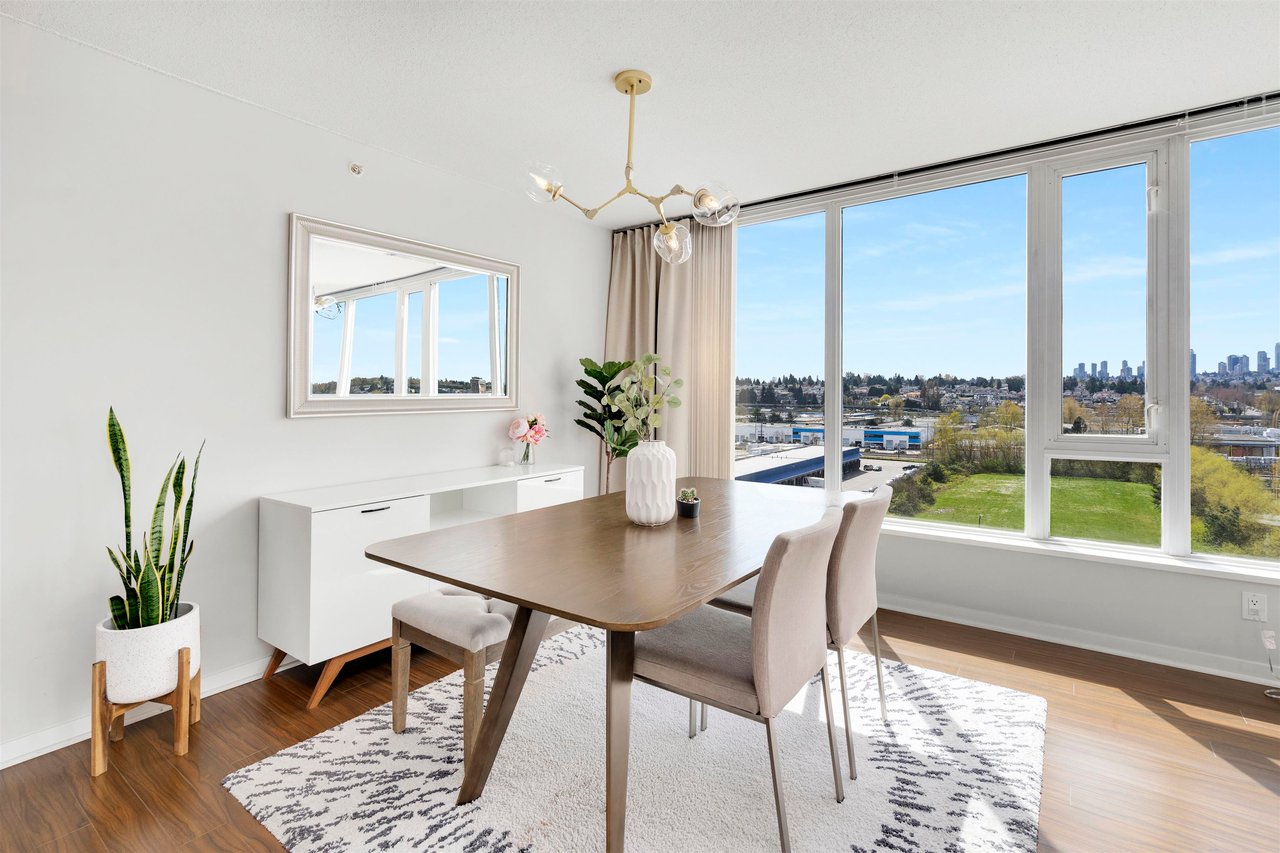 608-2133 Douglas Rd
