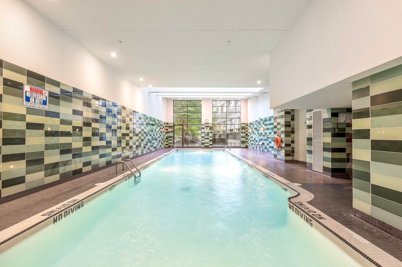 2603-8 Smithe Mews