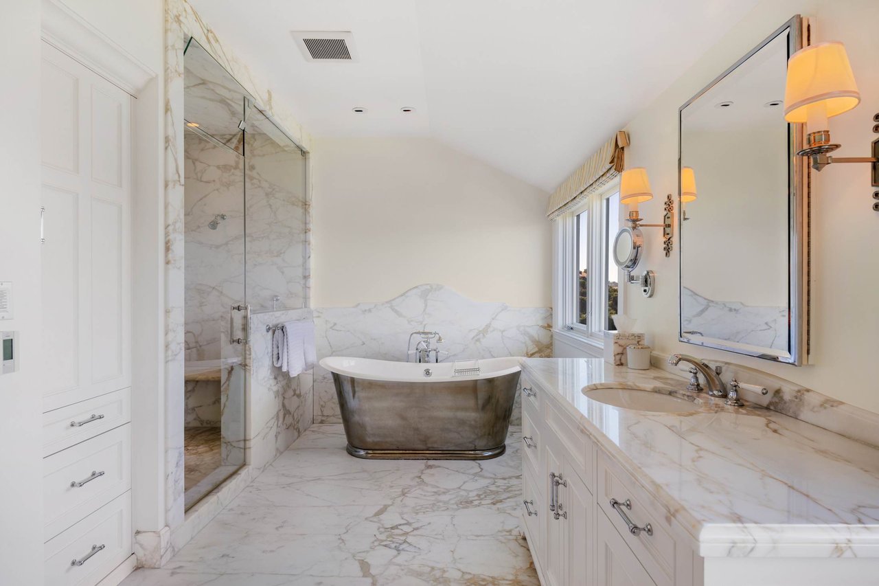 Iconic Belvedere View Estate