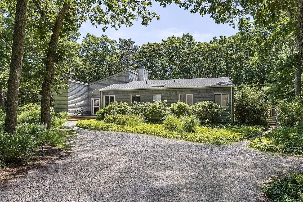 2 Wildwood Ct