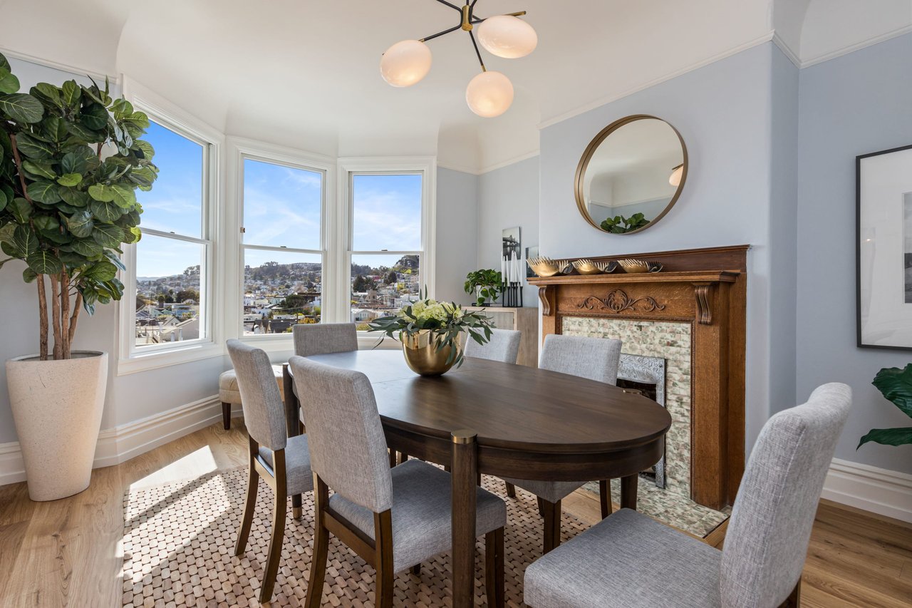 Top-Floor Two Bed Condo on 24th Street