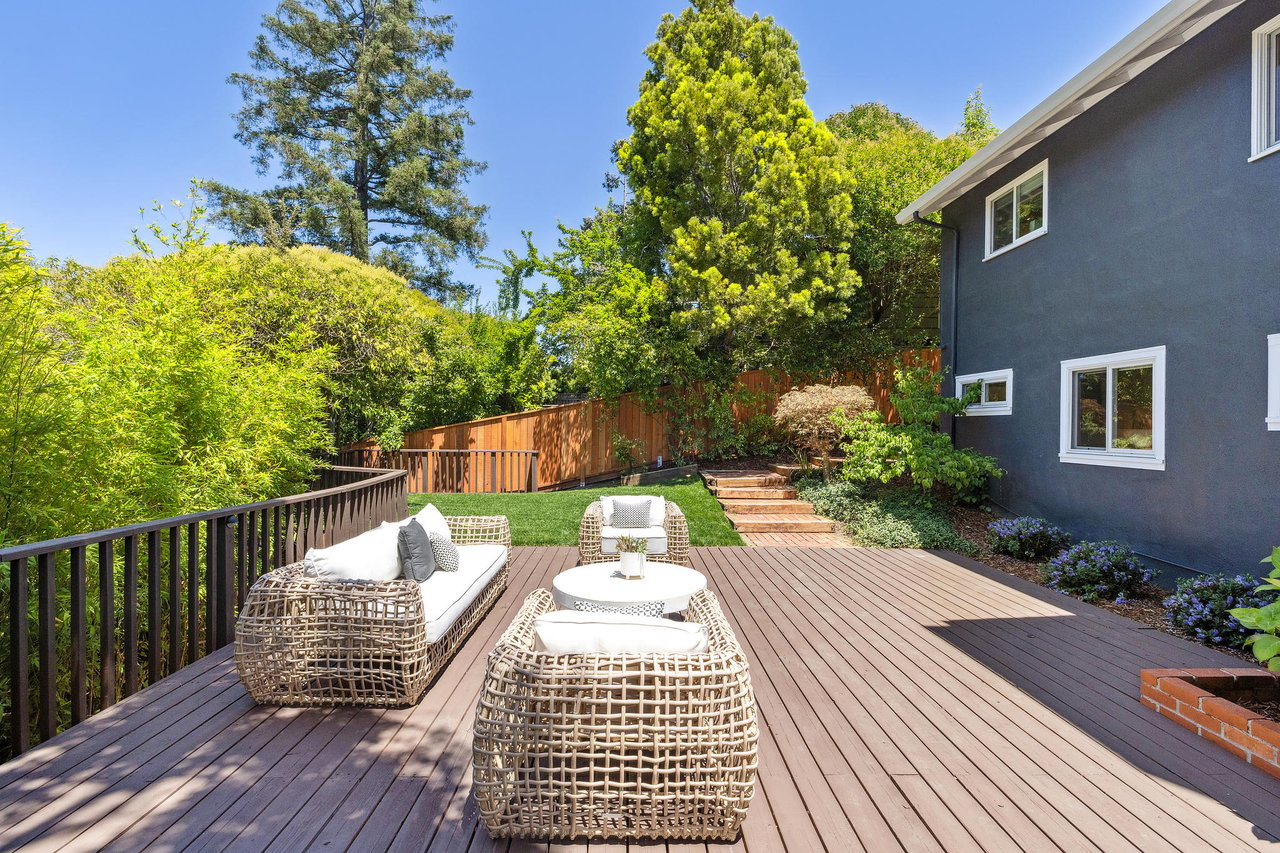 109 Richardson Dr, Mill Valley, CA  94941