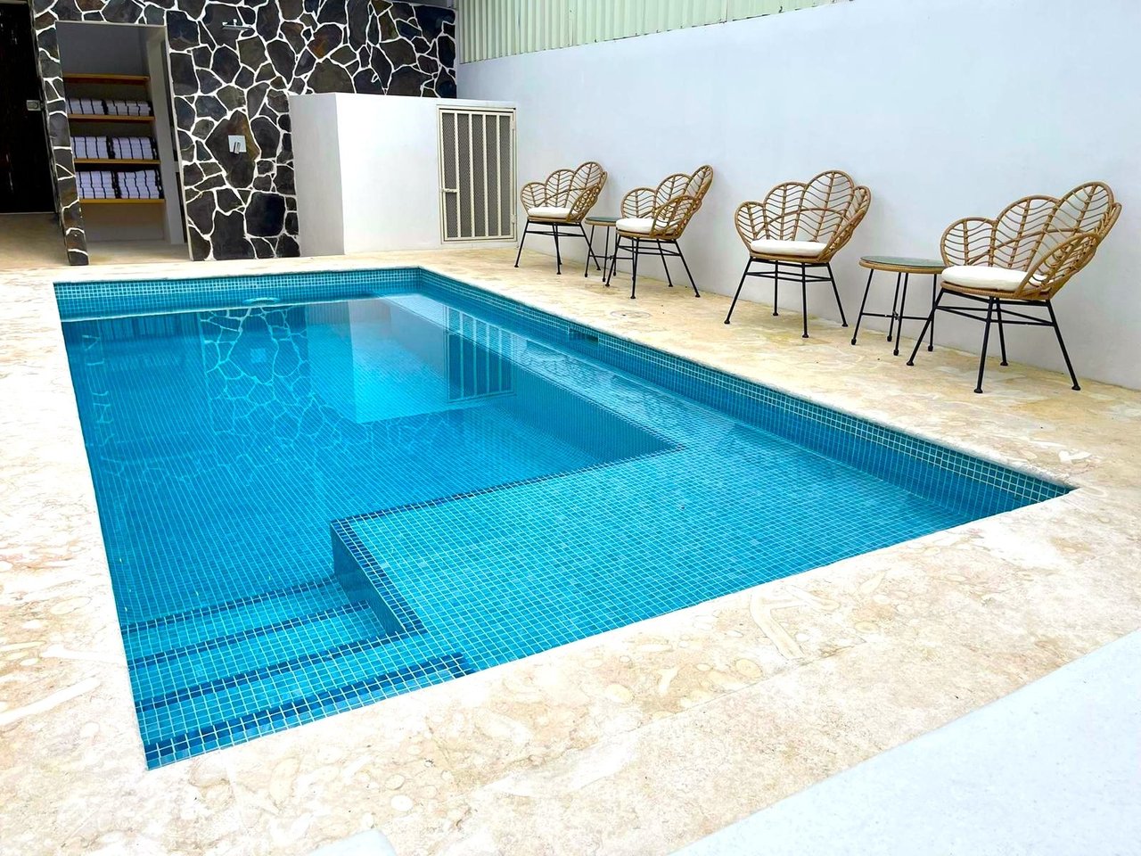 Turnkey Boutique Hotel with Pool, Jaco, Puntarenas