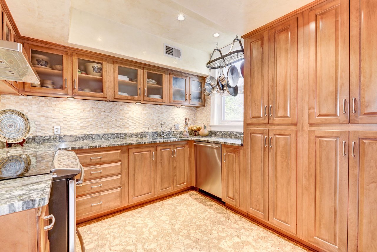 2301 Connecticut Ave NW, #2C