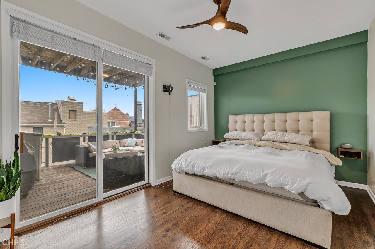 2139 N DAMEN  Avenue, Unit 3