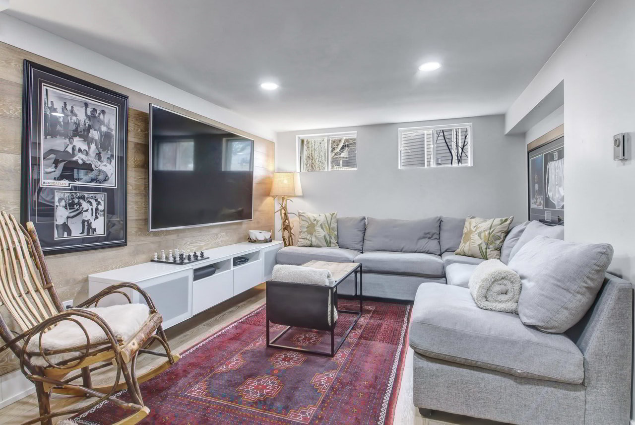 263 Westdale Rd