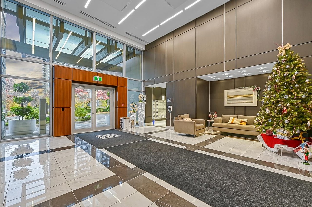 403-2388 Madison Ave