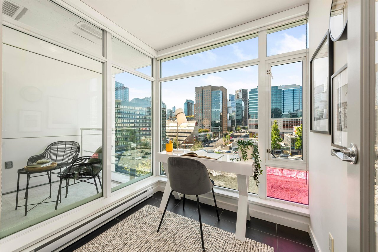1110-161 W Georgia St