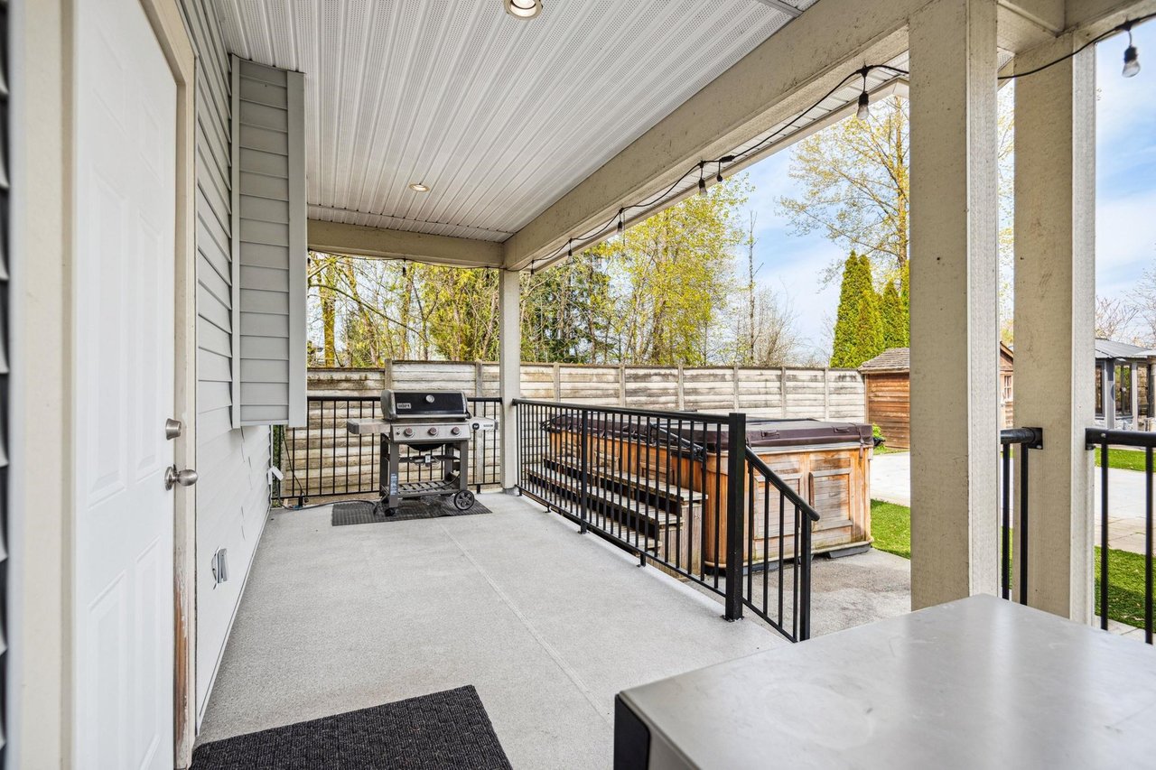 20307 98a Ave