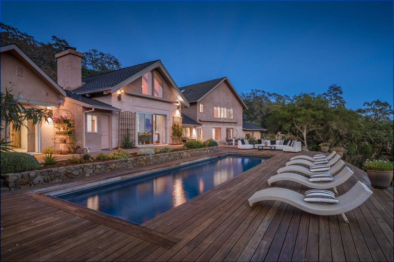 Quarry Hill Road, Sonoma