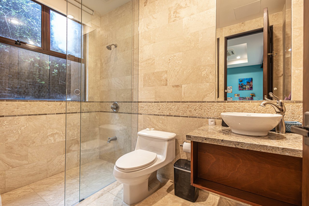 Luxury Oceanview Mountain Condo, Papagayo, Guanacaste