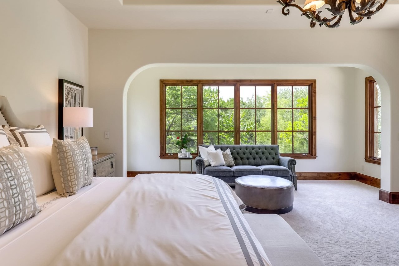 7728 Escala Dr
