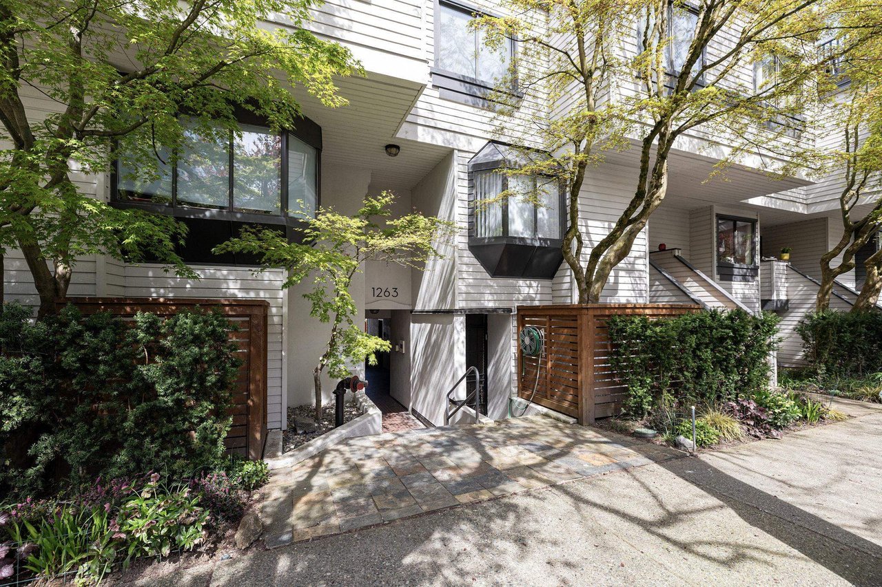 13-1263 W 8th Avenue, Vancouver