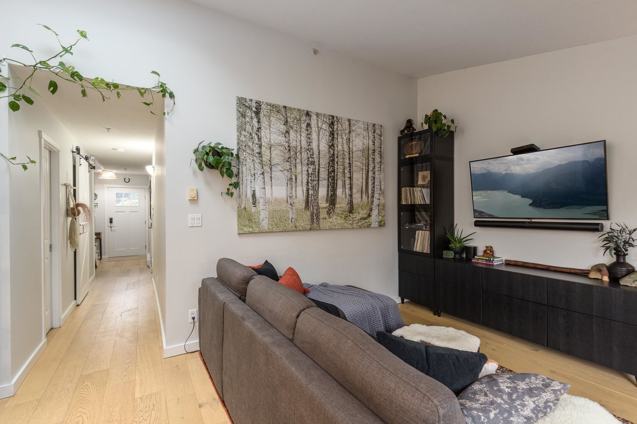 89-1821 Willow Cres