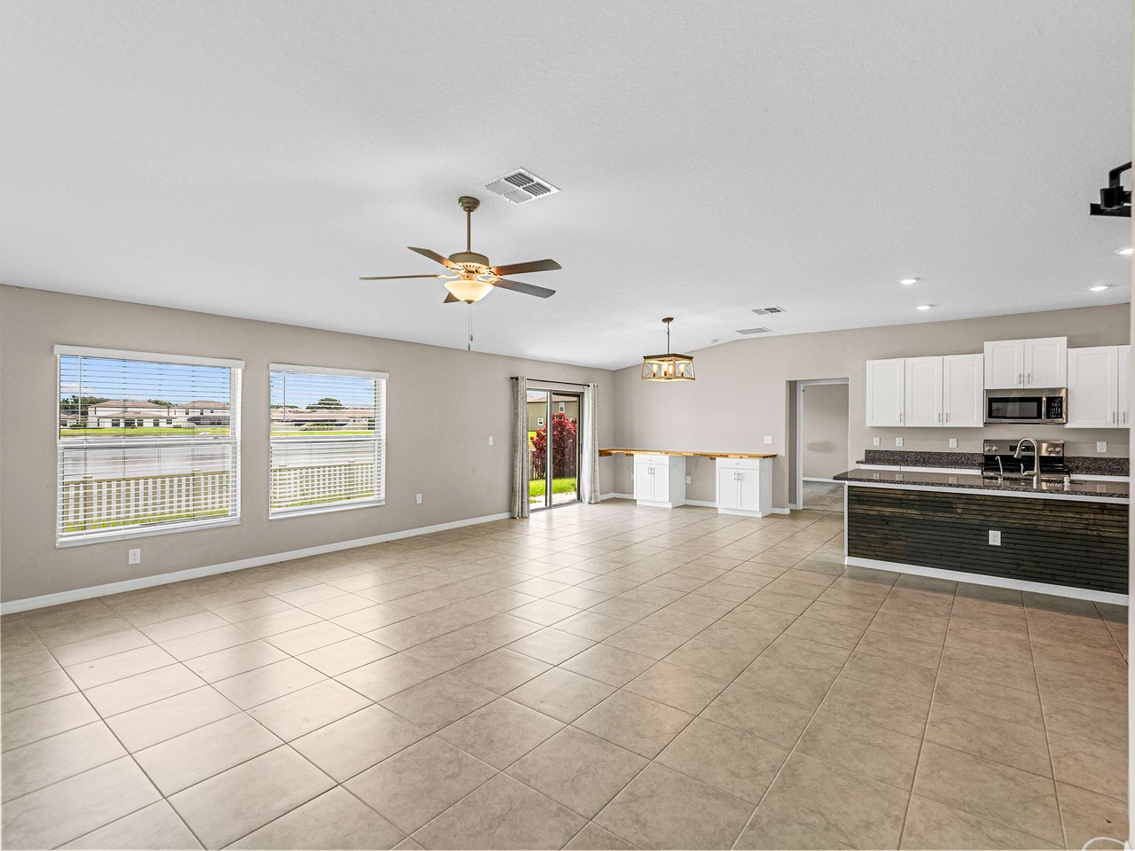 5474 LESLIE CANYON DR