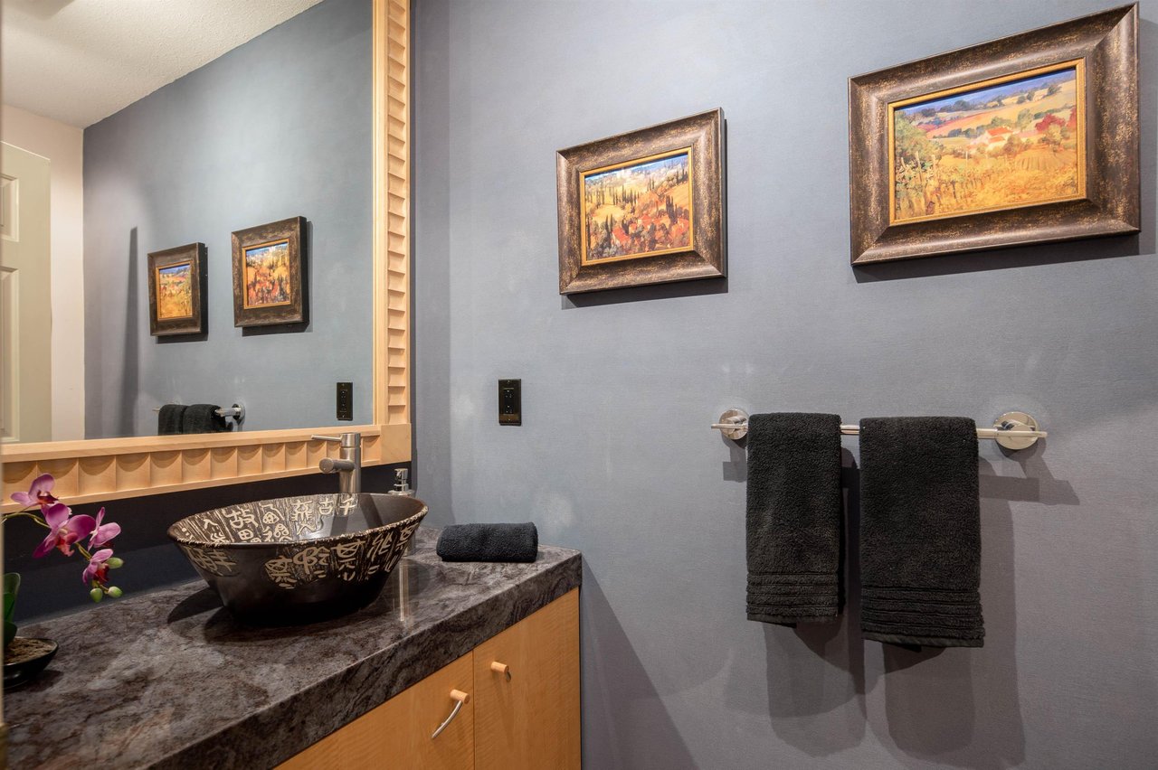 5270 Aspen Cres