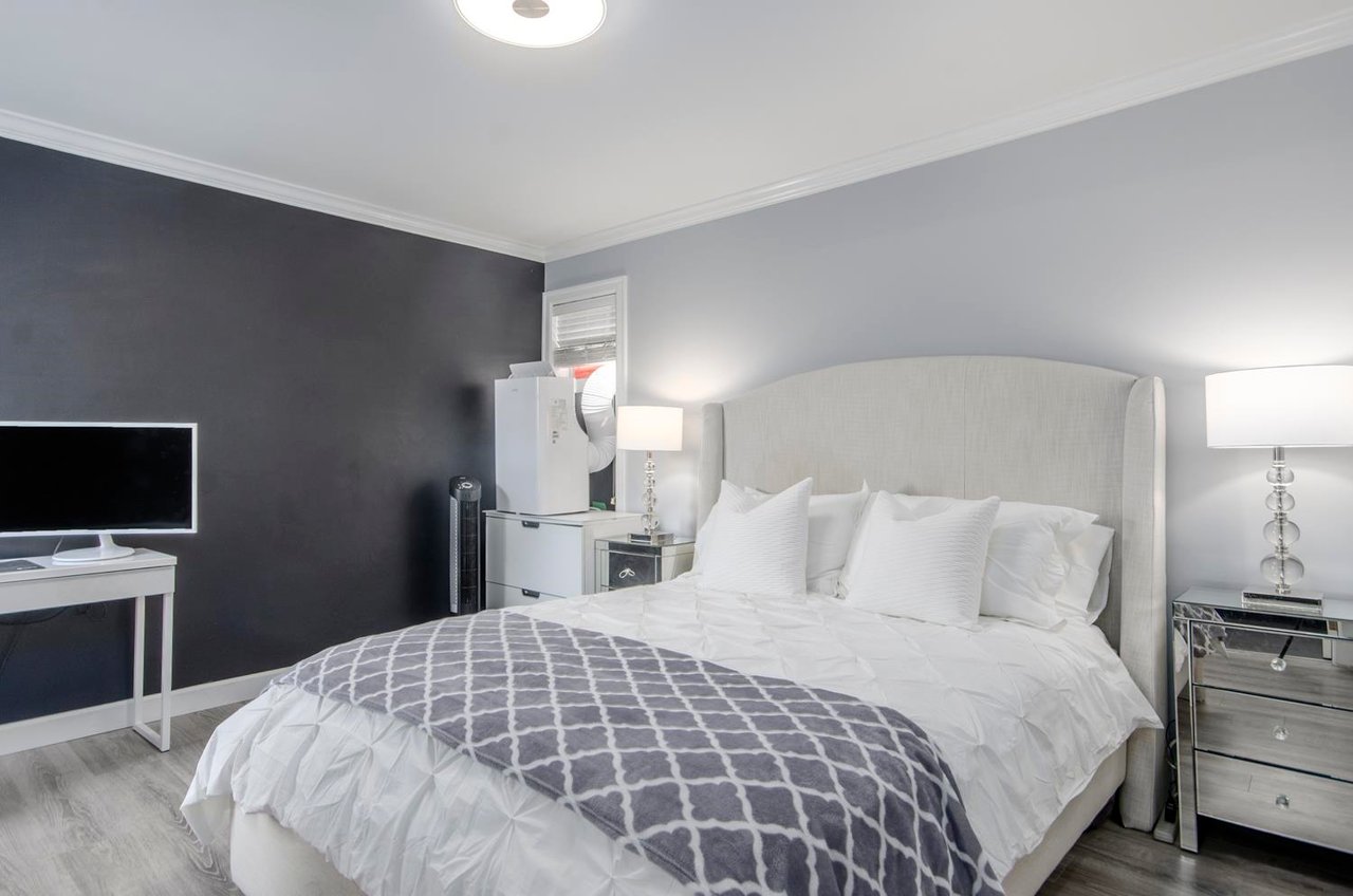 402-3308 Vanness Ave