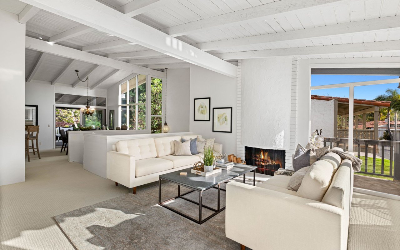 408 Vista Flora
