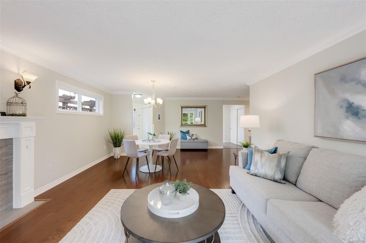 32-108 Aldersmith Pl