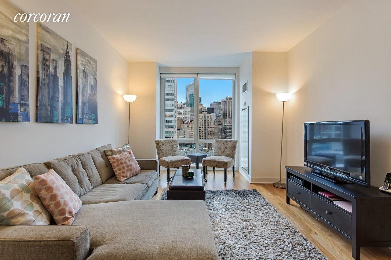 885 Sixth Ave #24F