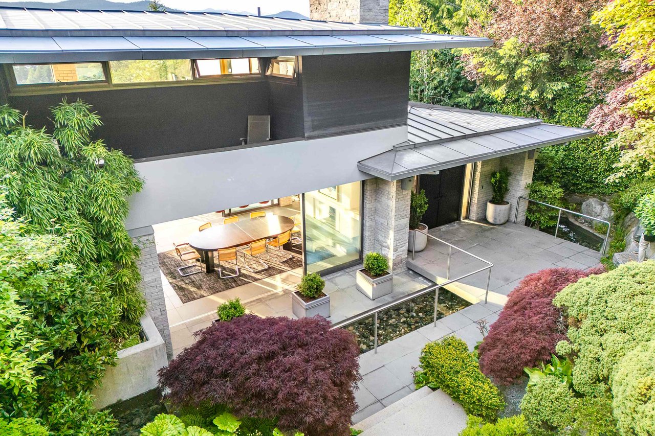 6275 St. Georges Cres