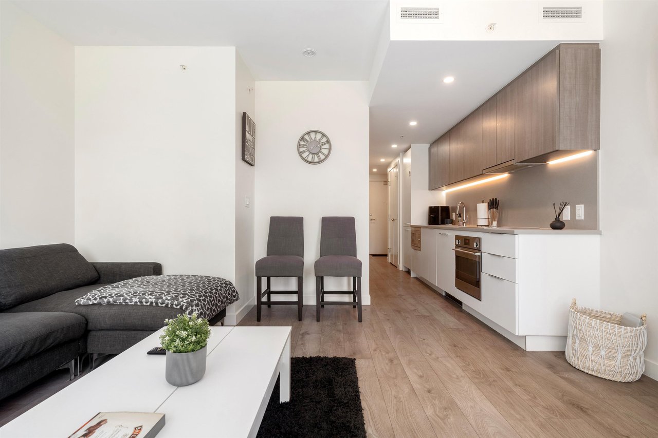 306-13318 104 Ave
