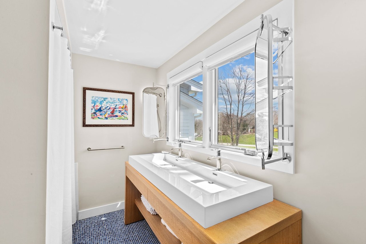 16 Porters Cove