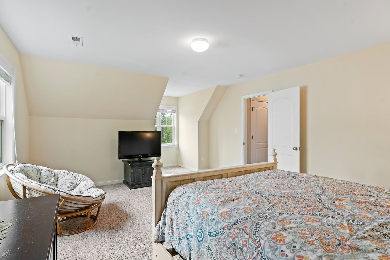 11827 Rimswell Turn