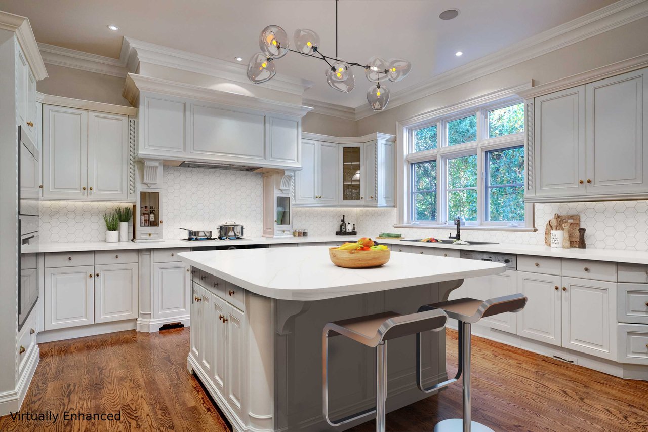 SOLD: Most Prestigious Location 