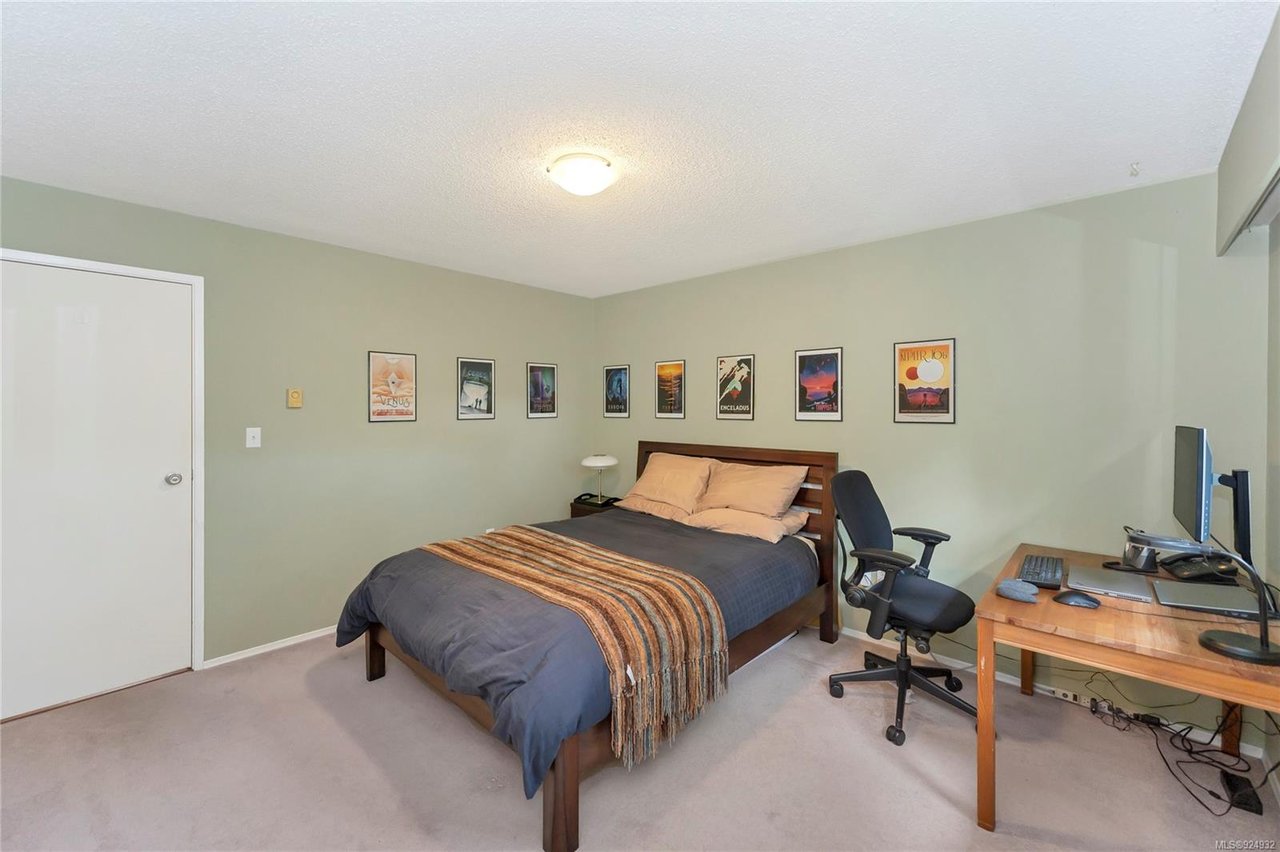 7639 Sigmar Pl