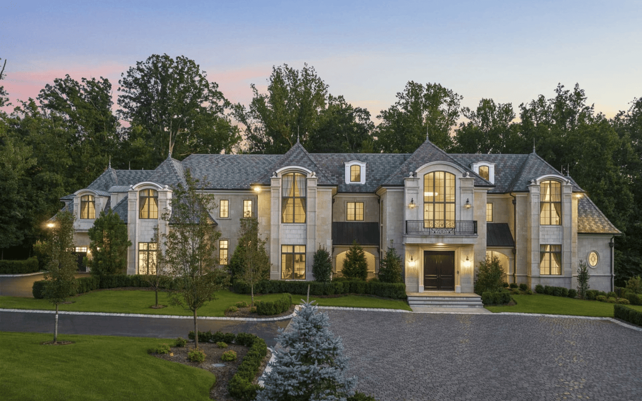 How to Buy a Luxury Home