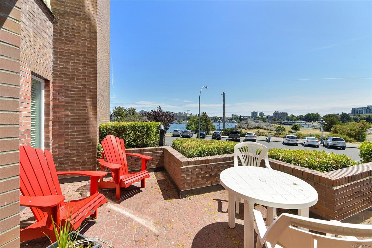 408-50 Songhees Rd