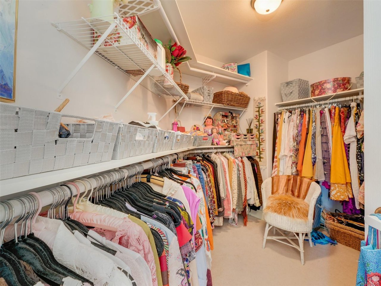 24-5187 Cordova Bay Rd