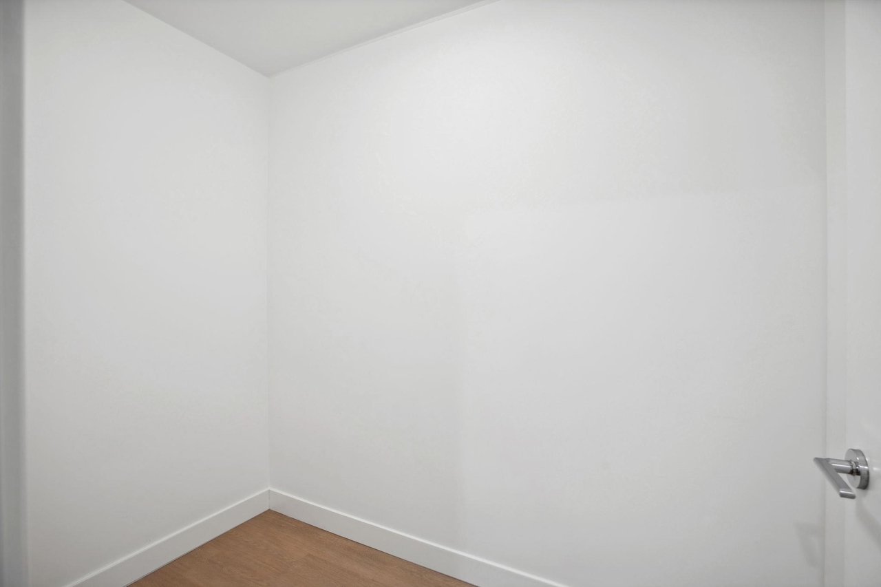 409-8888 Osler St