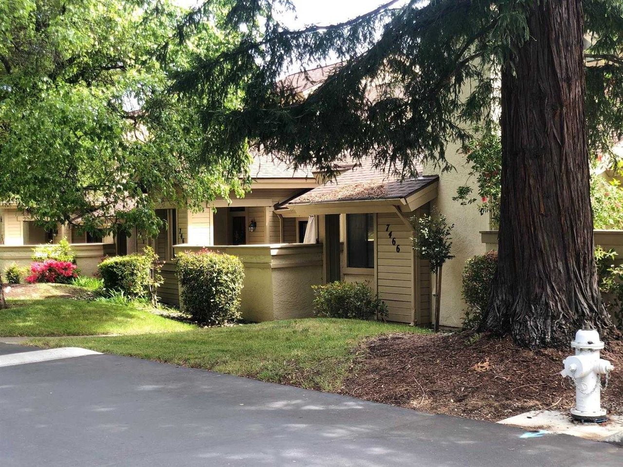 7466 creekridge Lane