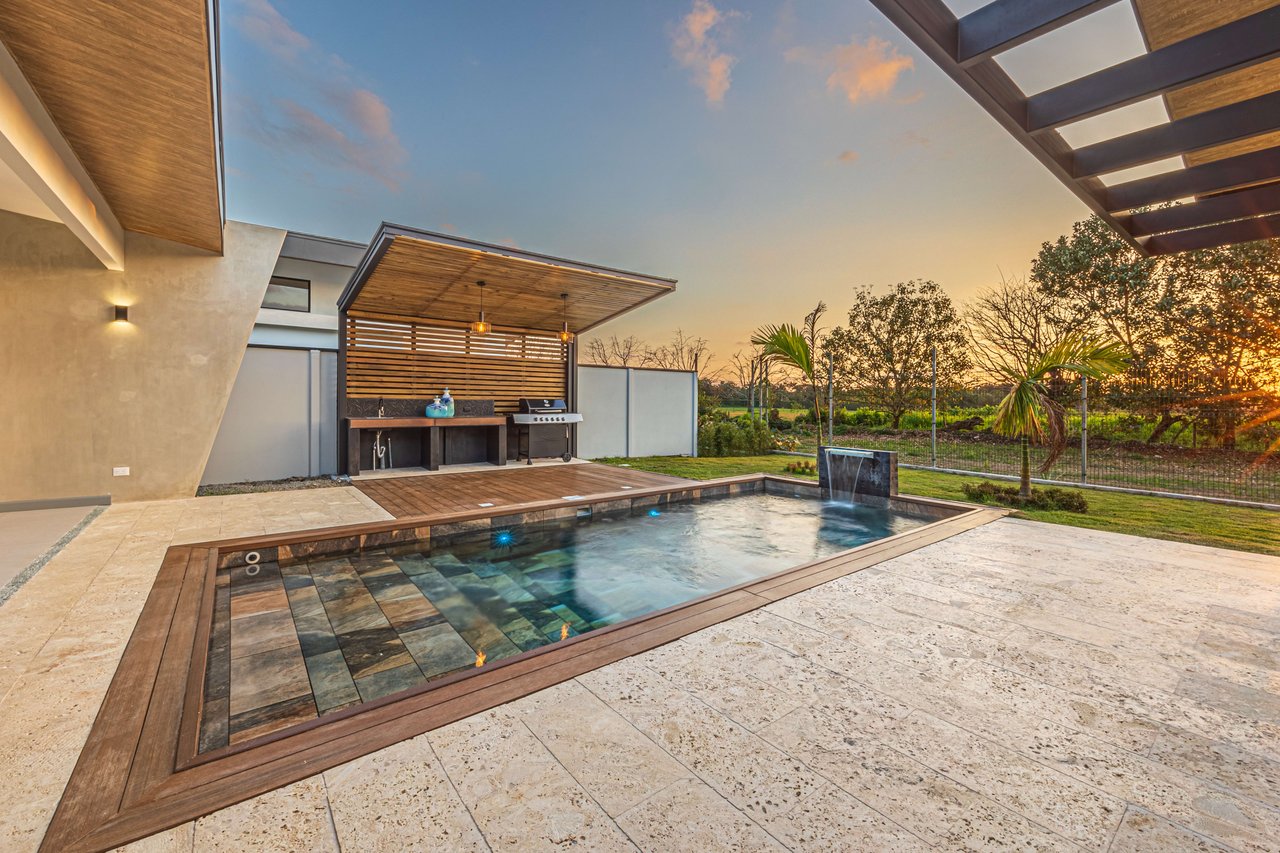 Casa Morfa: Brand New Home in Uvita's Premier Neighborhood