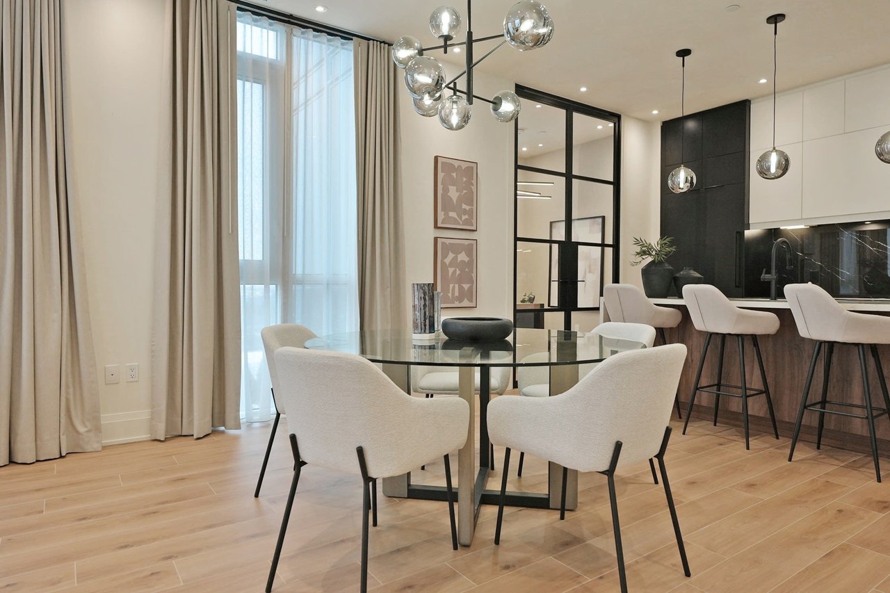 509 Dundas St W Unit: PH14