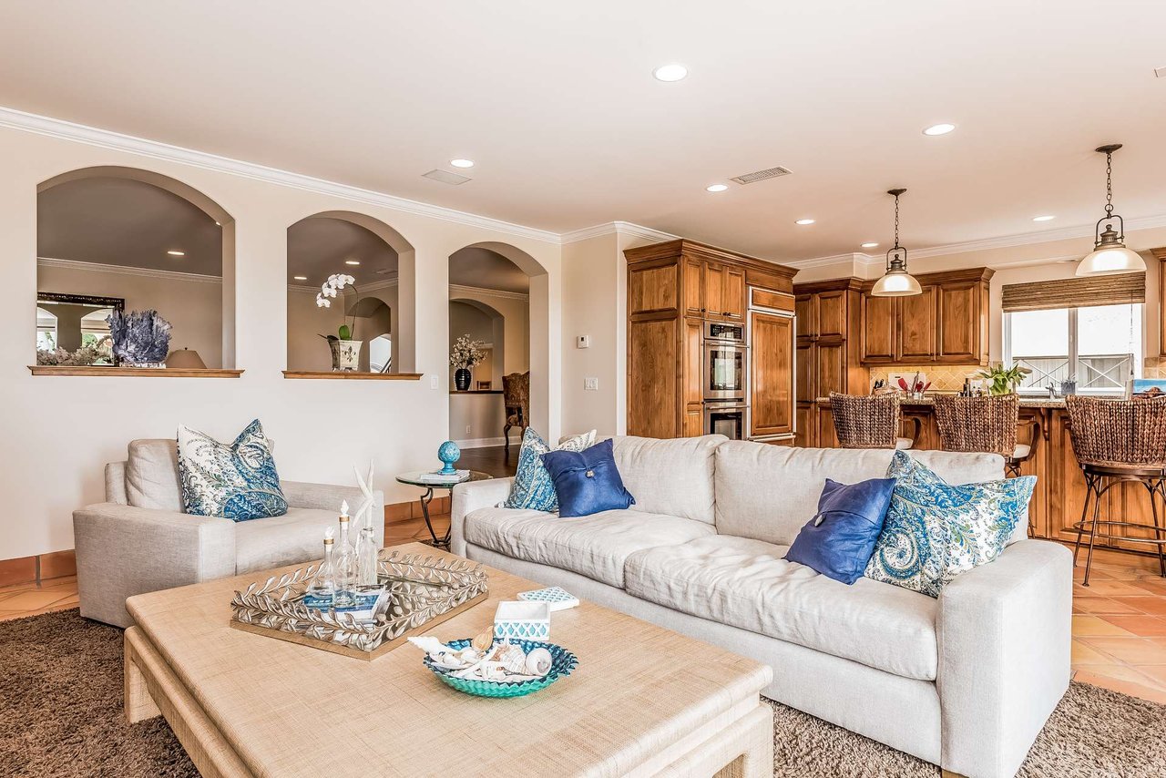 Beautiful Dennis Maloney Built Home