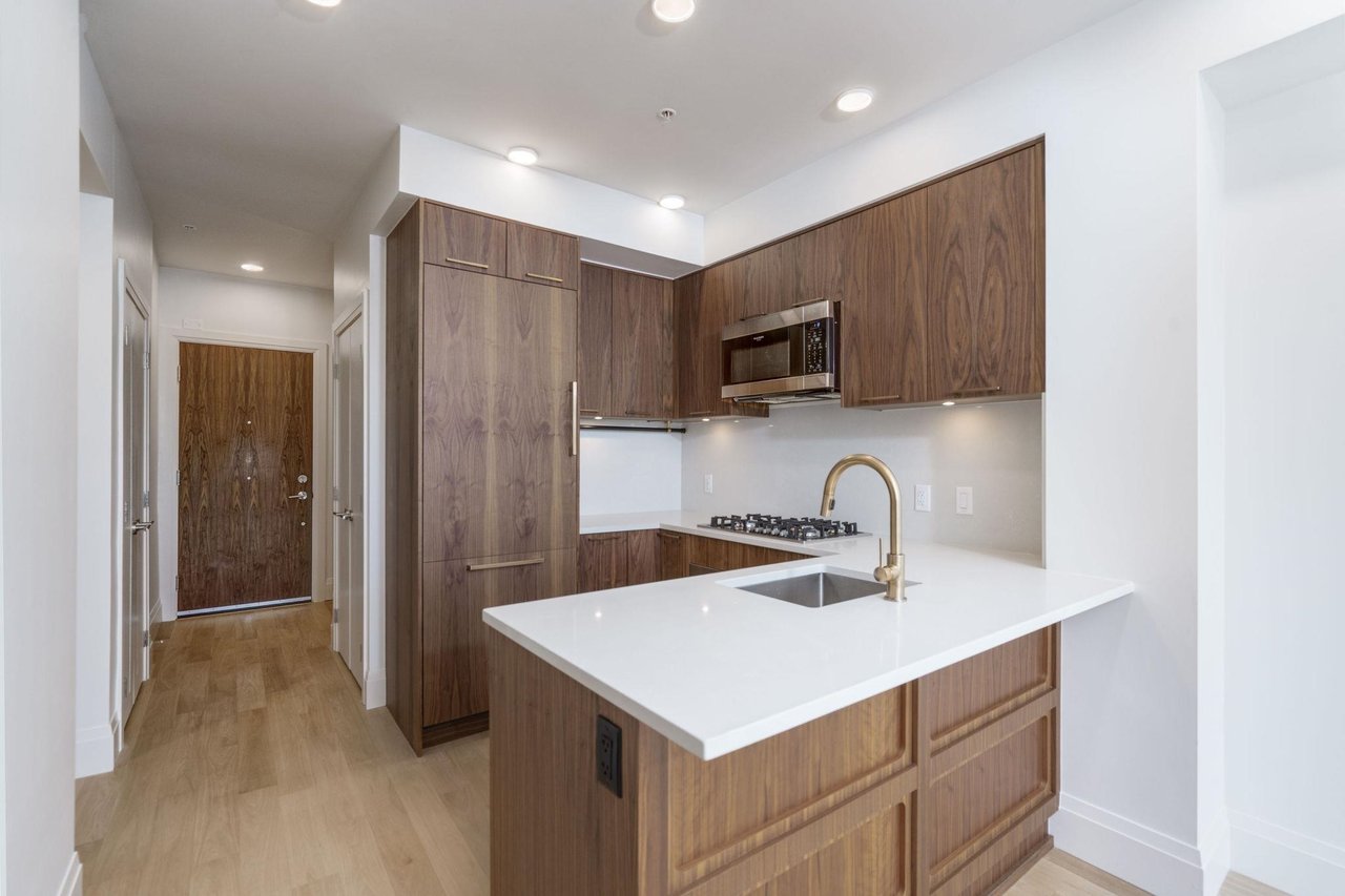 401-2550 E Garden Dr