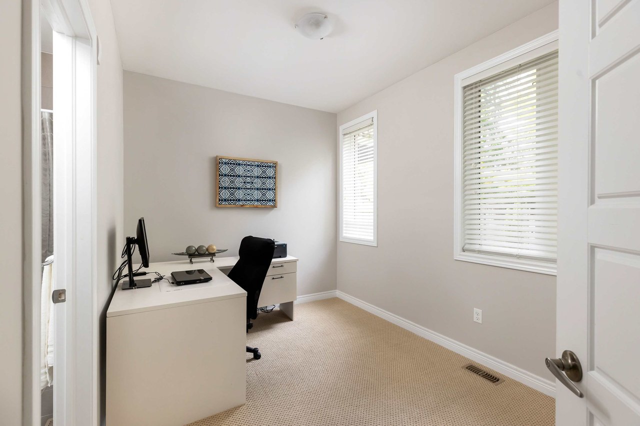 14-4165 Upper Middle Road Unit: 14