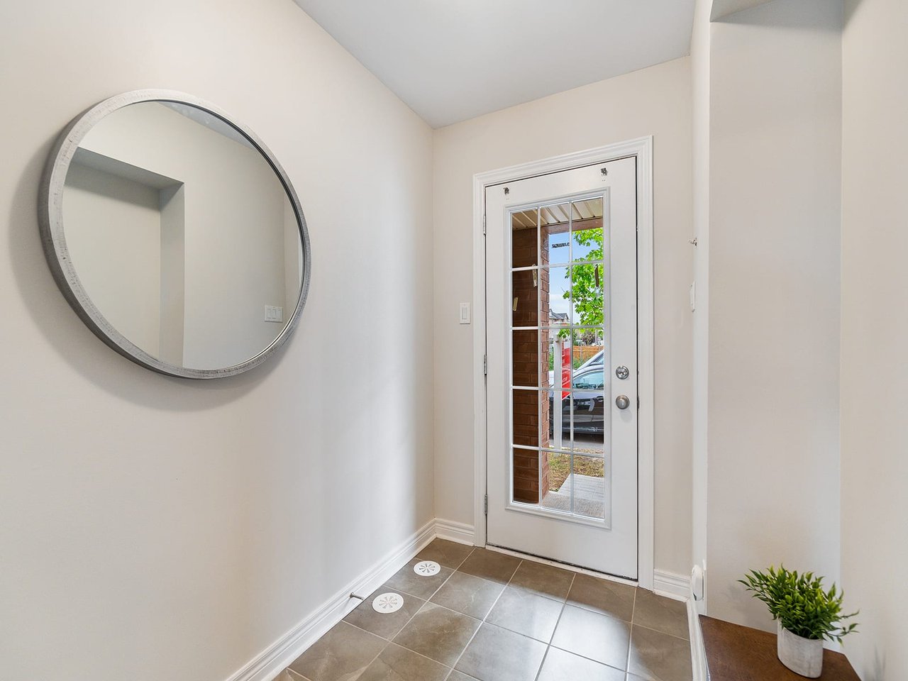 2280 BARONWOOD Drive Unit# 83