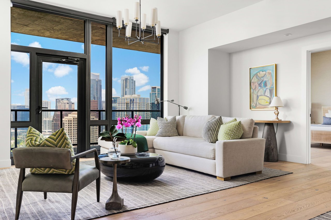 70 Rainey St. #2704