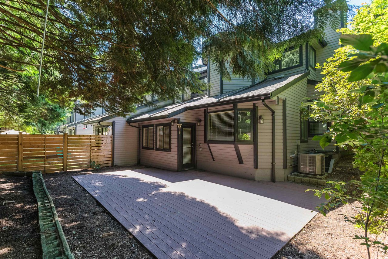1991 Cedar Village Cres