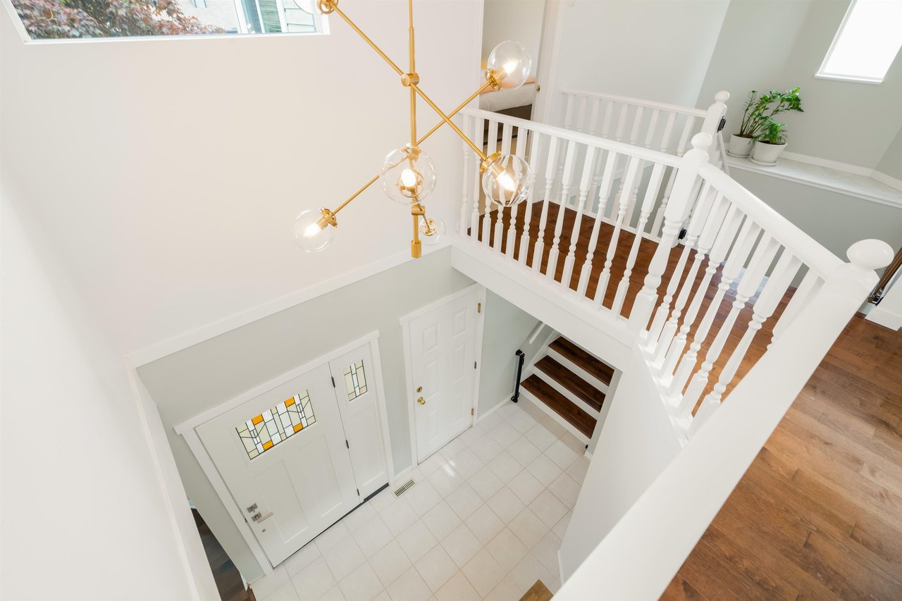 20294 125 Ave